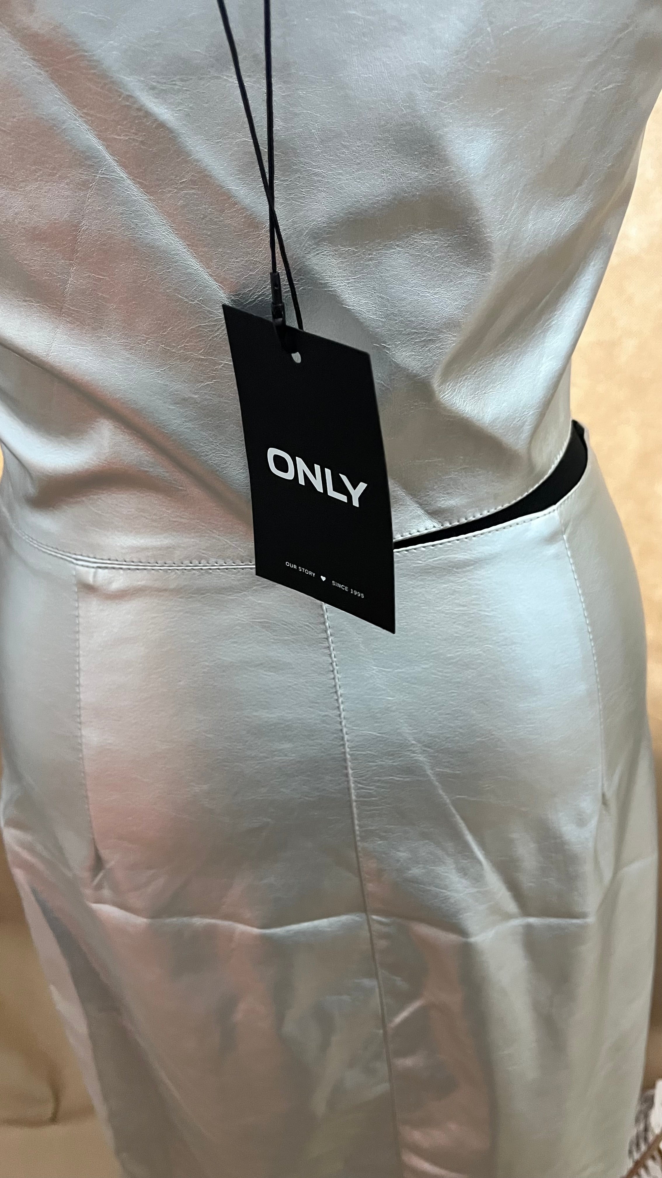 Sukienka Only