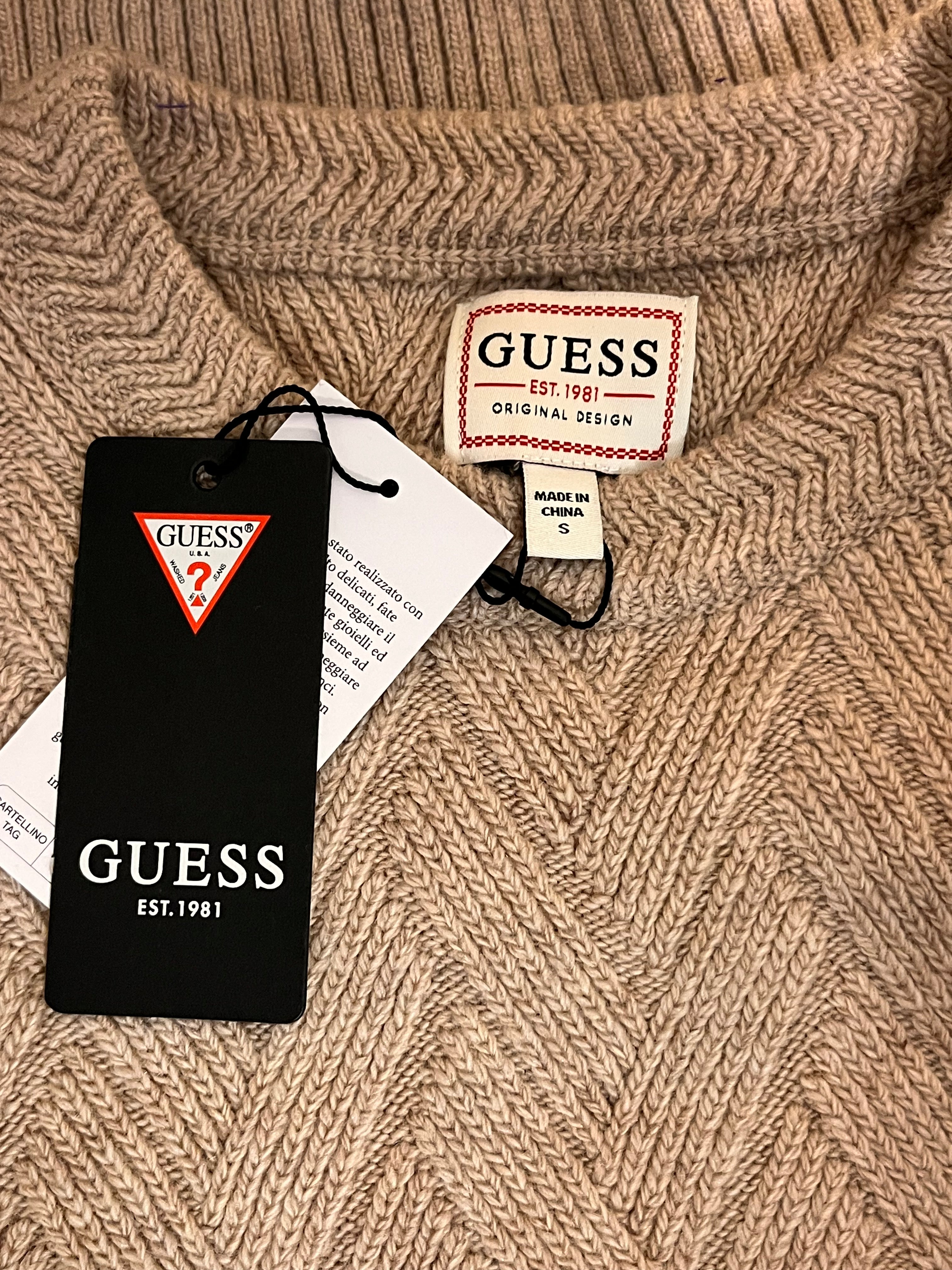 Sweterek Guess