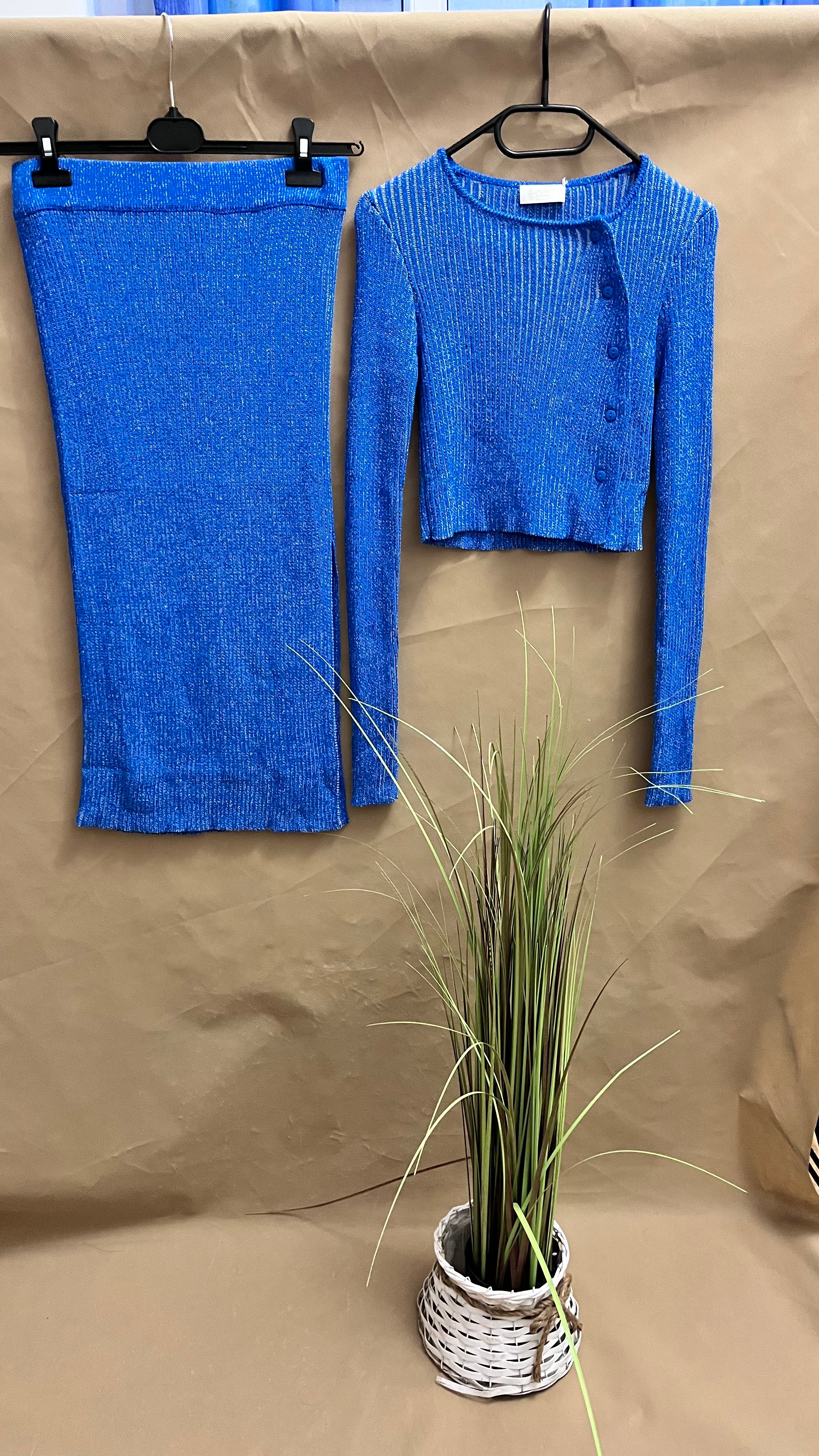 Komplet damski bluzka ze spódnicą LeGer