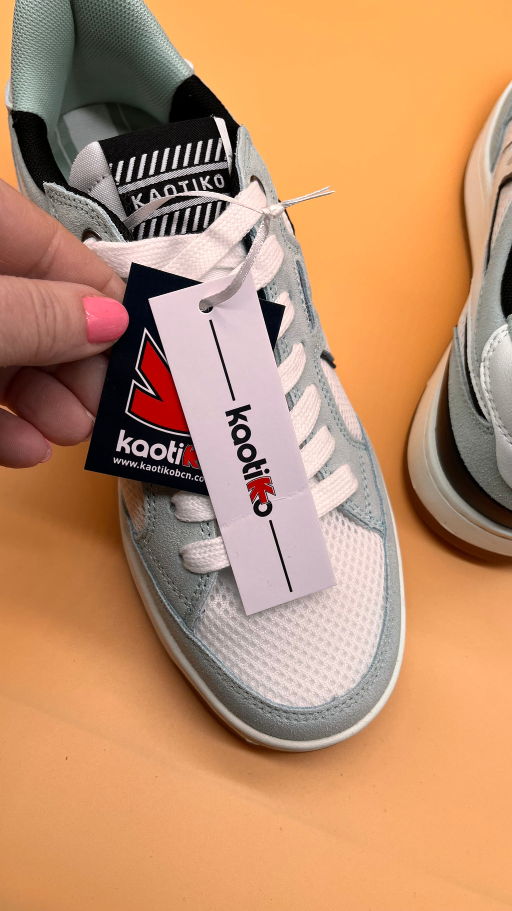 Buty Kaotiko
