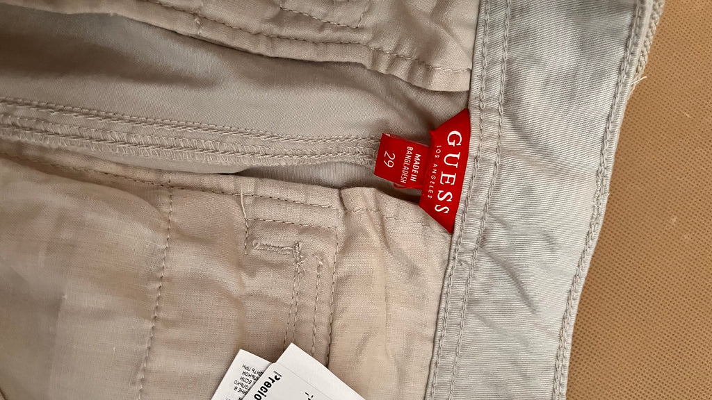 Spodenki Guess